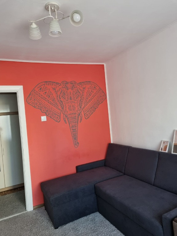 Garsoniera de inchiriat in zona Titan