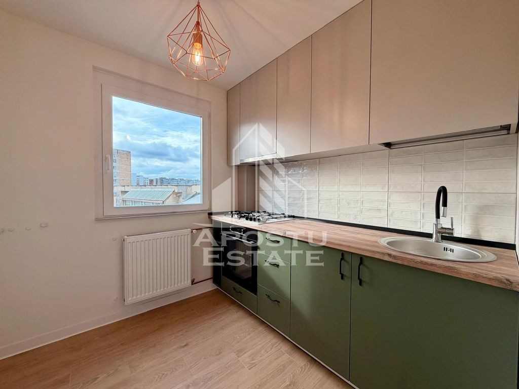 Apartament 2 camere, complet renovat, zona Circumvalatiunii