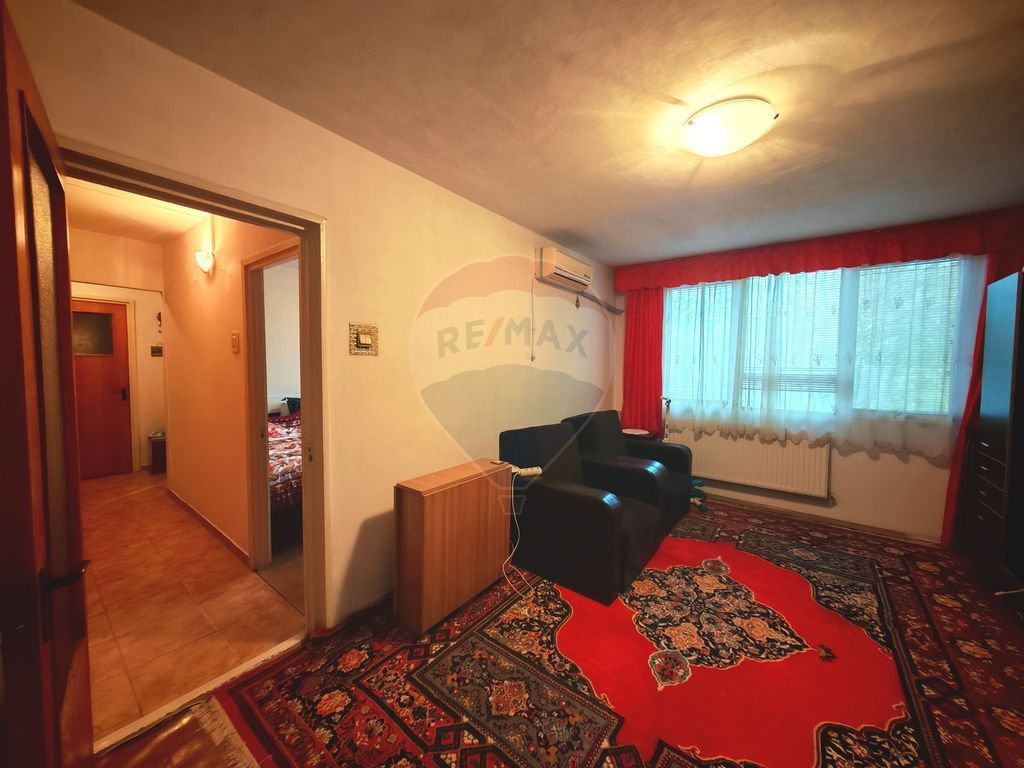 Apartament cu 2 camere - zona P-ta Resita