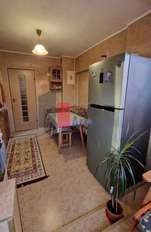 Apartament 3 camere Militari