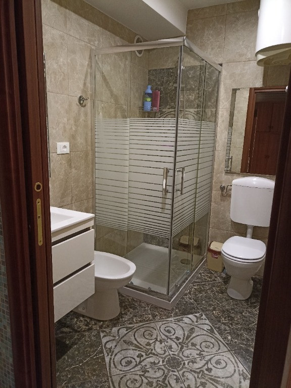 Garsoniera de inchiriat in zona Ghencea