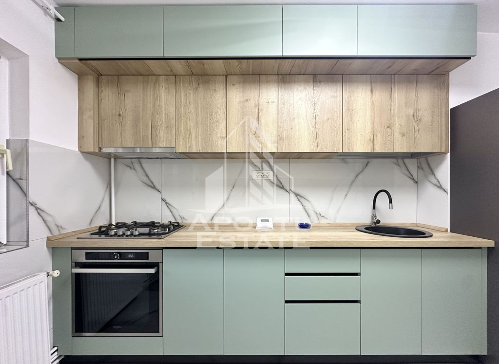 Apartament cu 3 camere decomandat, la parter in zona Giro...