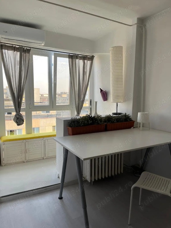 Iancului etaj 10 semidecomandat