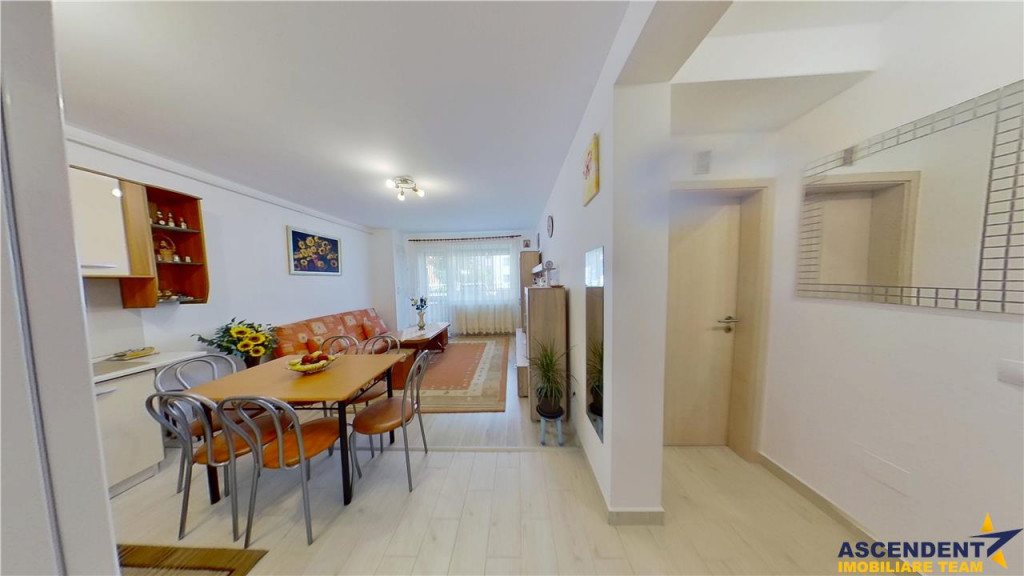 Tur 3D! Studio modern cu gradina proprie, conditii apreciabi