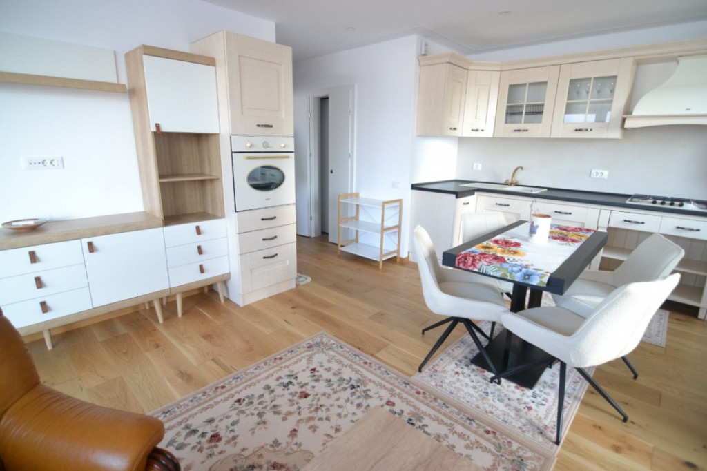 Apartament tip studio situat in Urban Plaza