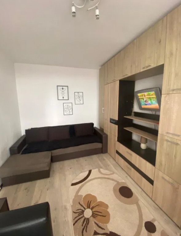 Garsoniera semidecomandat - zona Astra