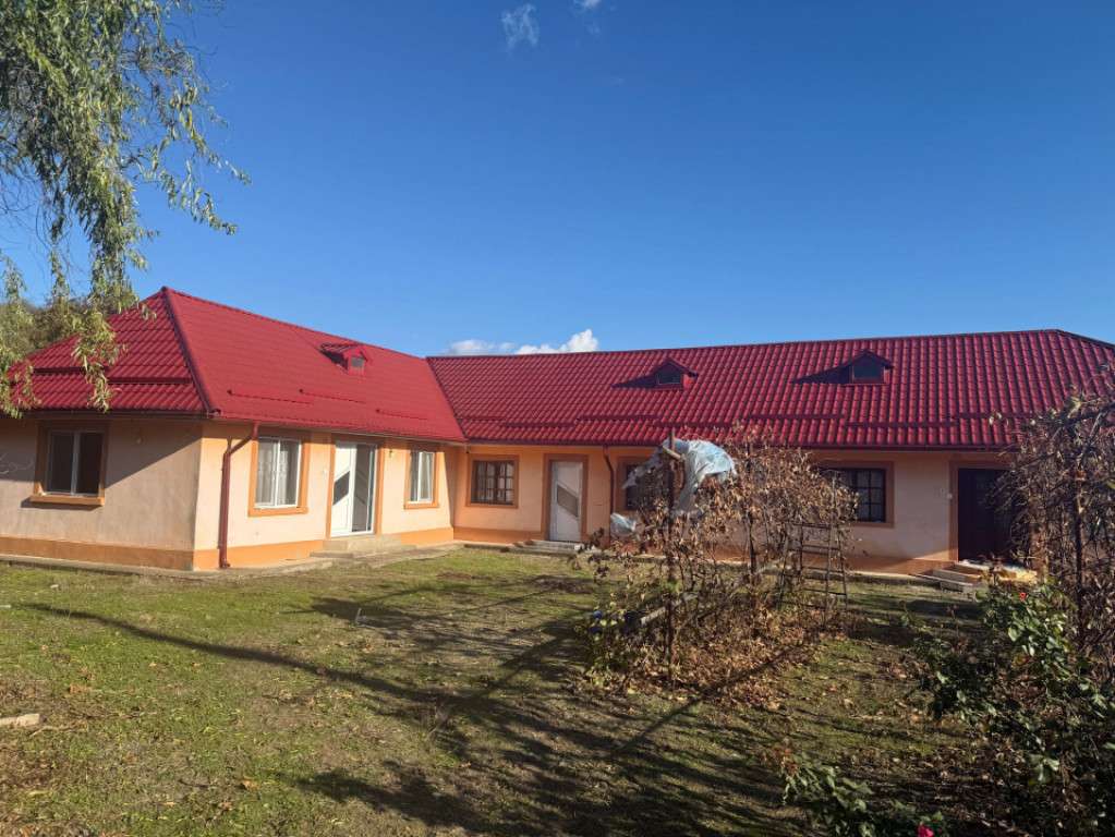 Casa 133 mp utili, 3300 mp teren, Ciutura