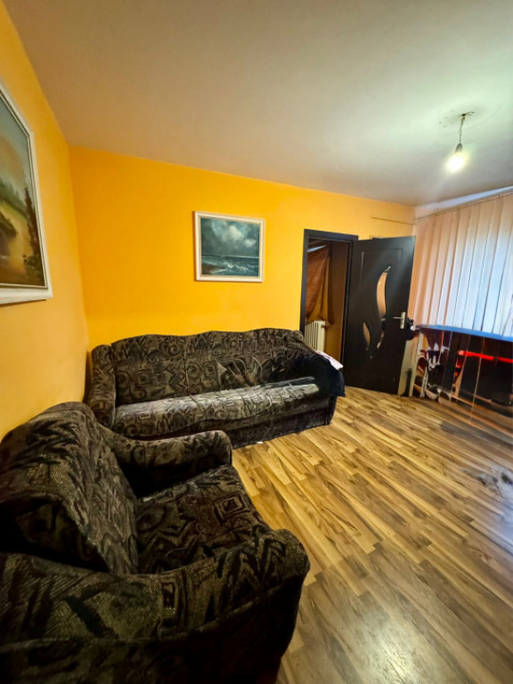 Apartament 2 camere zona Km 4-5