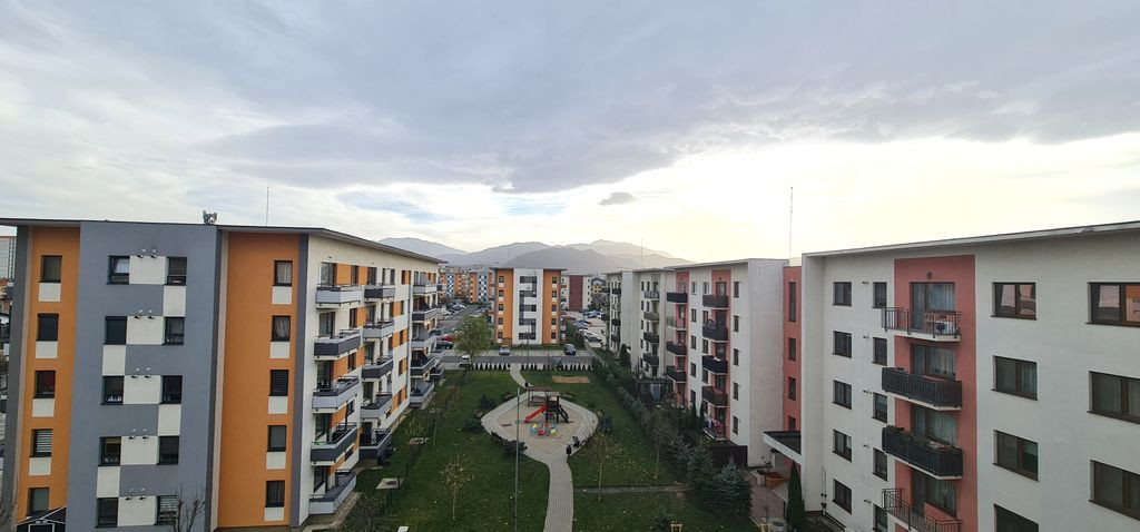 2 camere mobilat utilat priveliste deosebita cartier Trac...