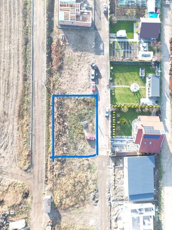 Teren 559mp Medias / Strada Iasomiei