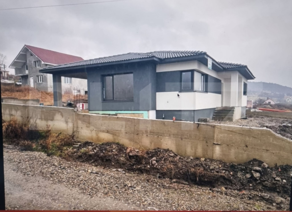 Casa Individuala 123 mp, la alb, curte amenajata 500 mp tere