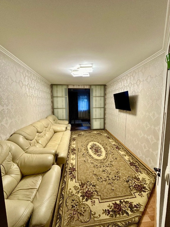 Inchiriere apartament cu 3 camere în zona Drumul Taberei