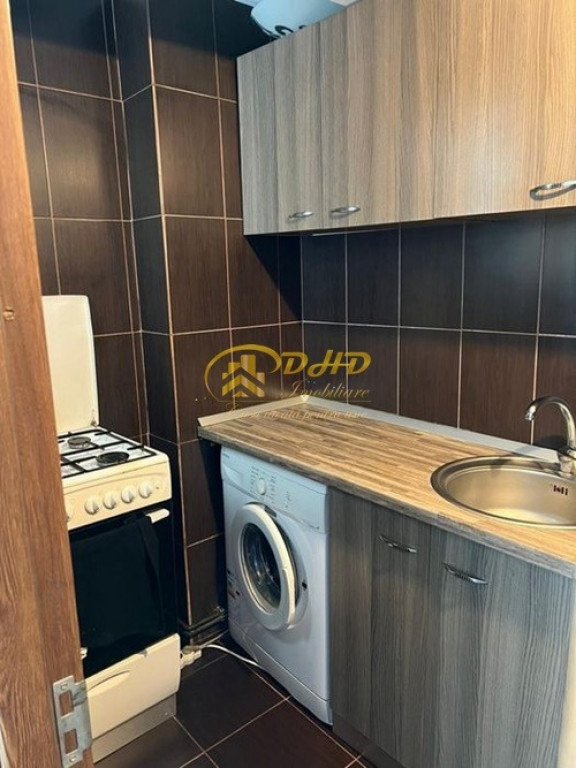 Garsoniera Tudor Campus,in spate la Iulius Mall,centrala proprie