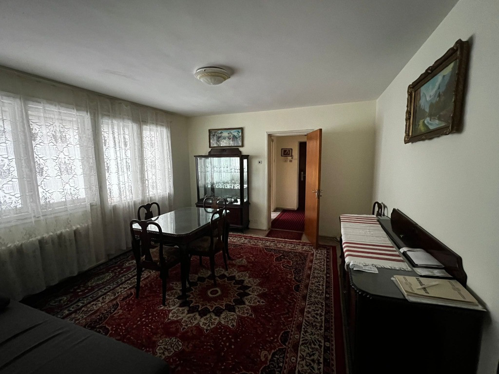 Apartament 3 camere, zona Alexandru Obregia