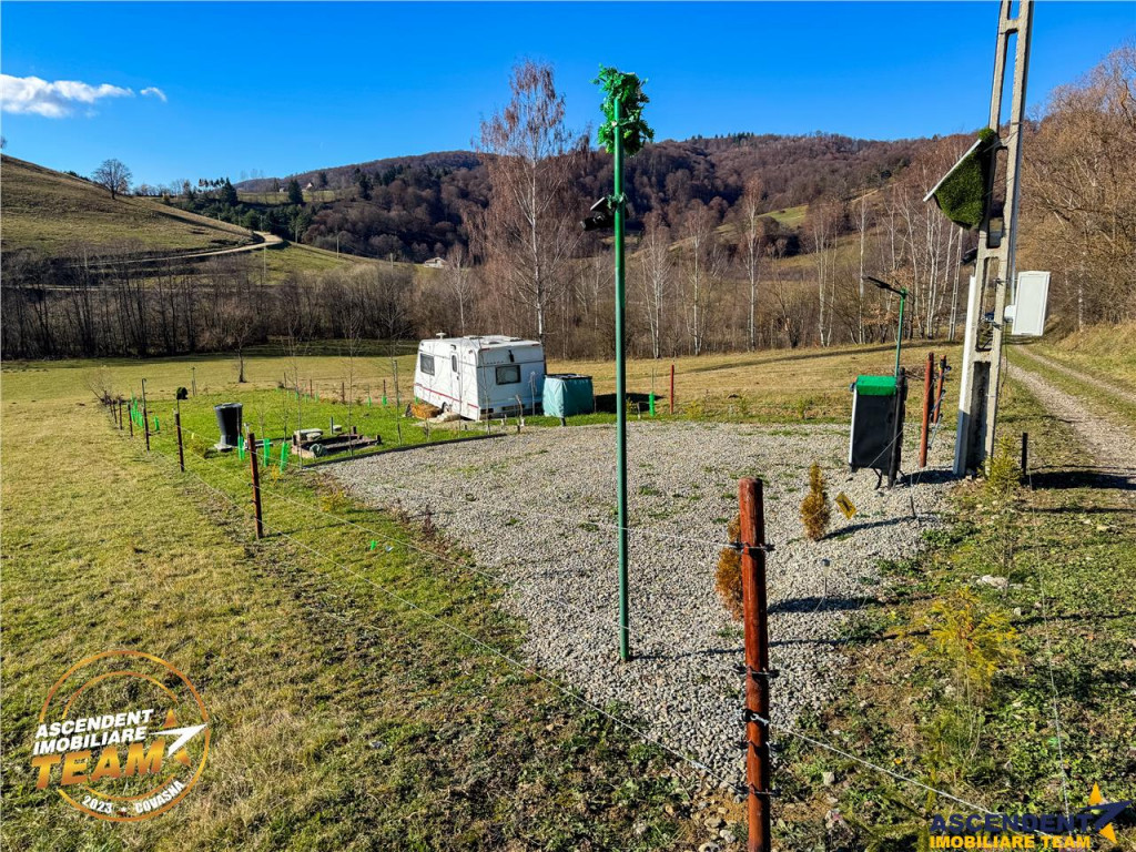 FILM! Teren extravilan 682 mp rulota, Floroaia, Intorsura