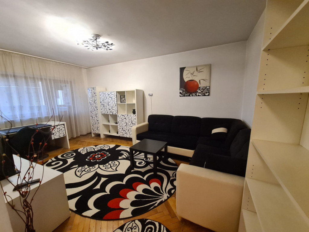 Apartament 3 camere, Aleea Fântânii - zonă centrală