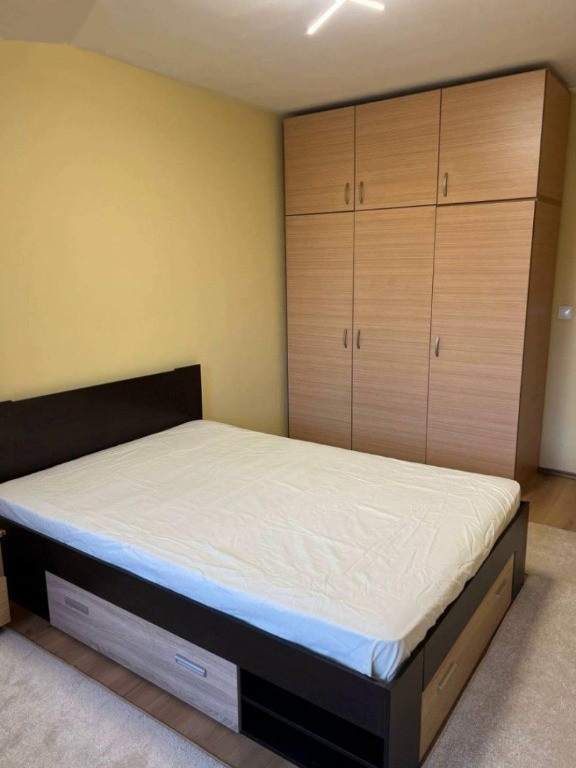 Apartament cu 2 camere de inchiriat in zona Basarabia