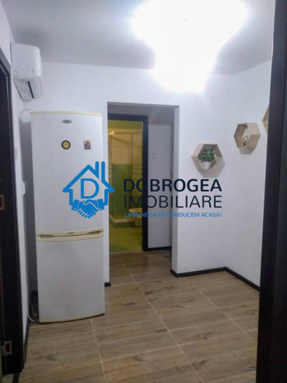 C5 - 2 CAMERE DECOMANDAT , CENTRALA GAZ, ETAJ 2