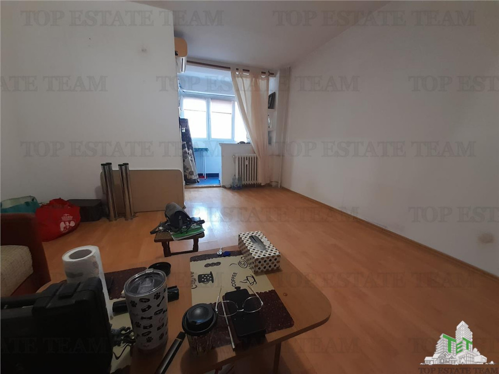 Bd Basarabiei -Parcul National- Garsoniera in bloc Anvelo