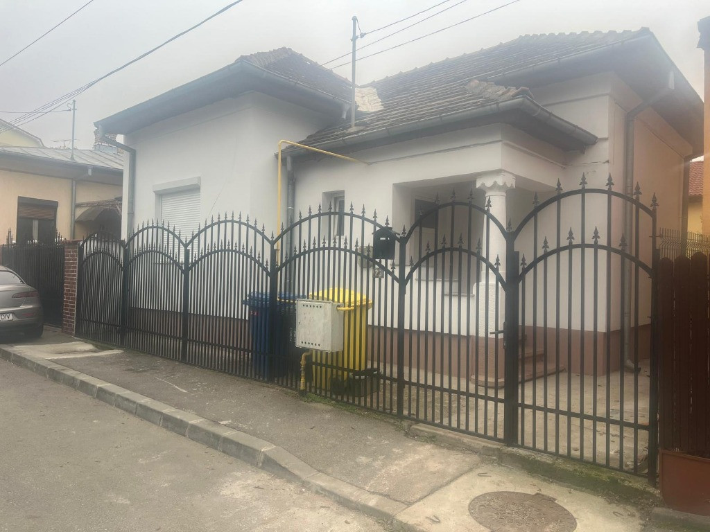 Casa de inchiriat Craiova, Dolj, str. Valter Maracineanu.