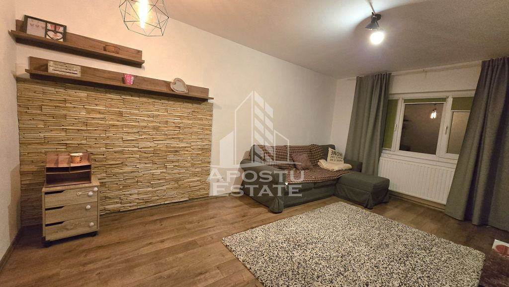 Apartament 3 camere, decomandat, etaj 2, centrala, zona T...
