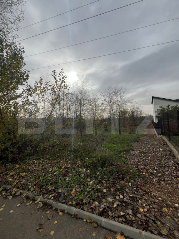 Teren de vanzare, 1200mp, zona Sideco