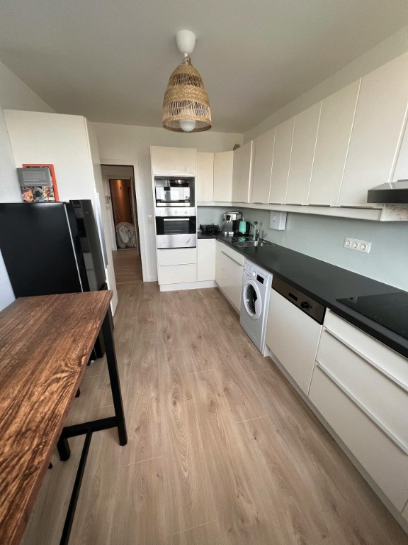 Apartament cu 2 camere de inchiriat in zona Gorjului