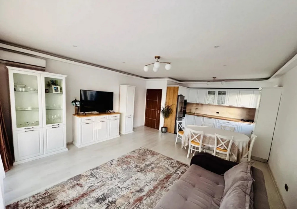 Apartament de 4 camere ( 114MP )-Isaran Residence-Tractorul