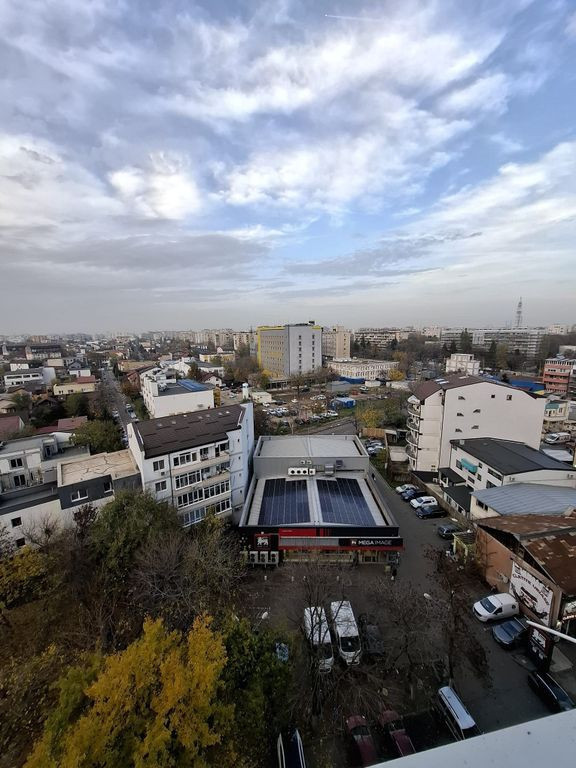 Garsoniera 10 min Piata Sudului / Nitu Vasile