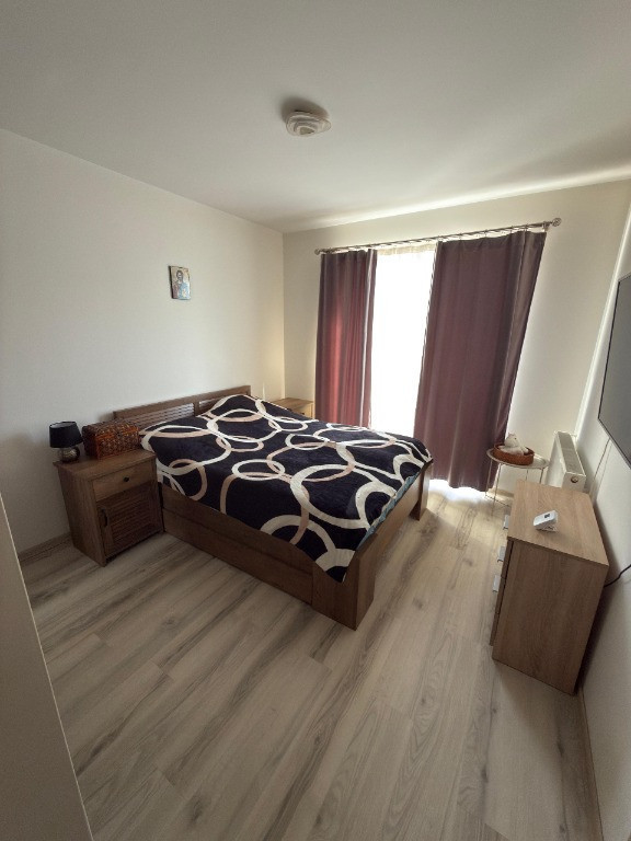 Apartament renovat cu 3 camere 2 bai si pivnita in Sibiu