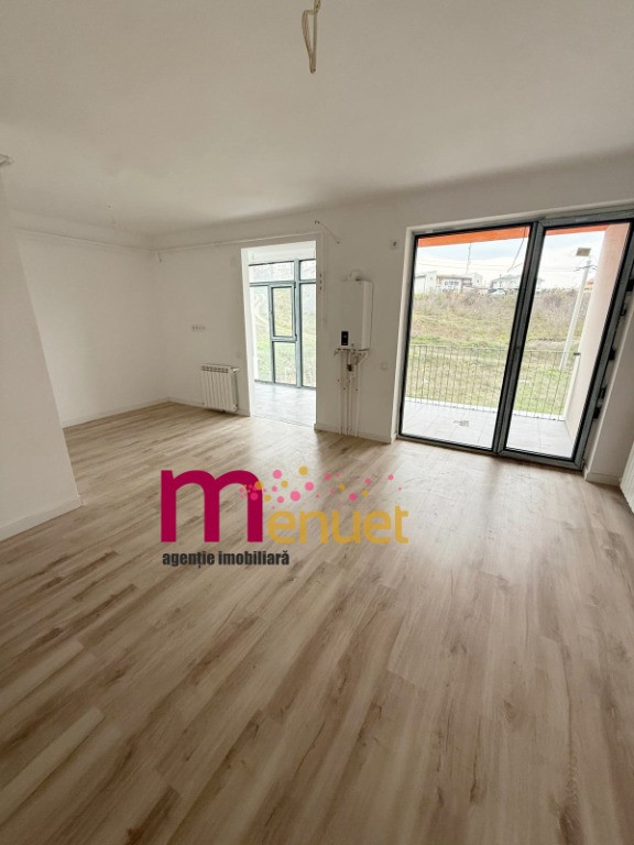 Garsoniera Bloc Nou, zona E3,etaj 2