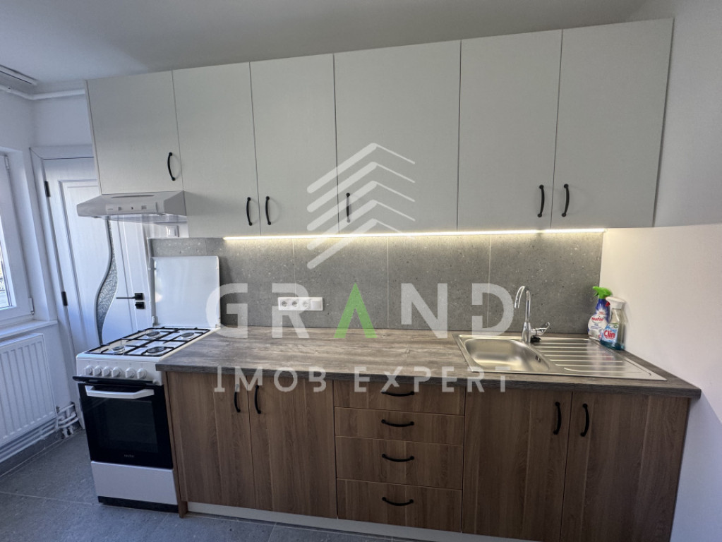 Apartament de închiriat, cu 2 camere, curte, zona Kaufland