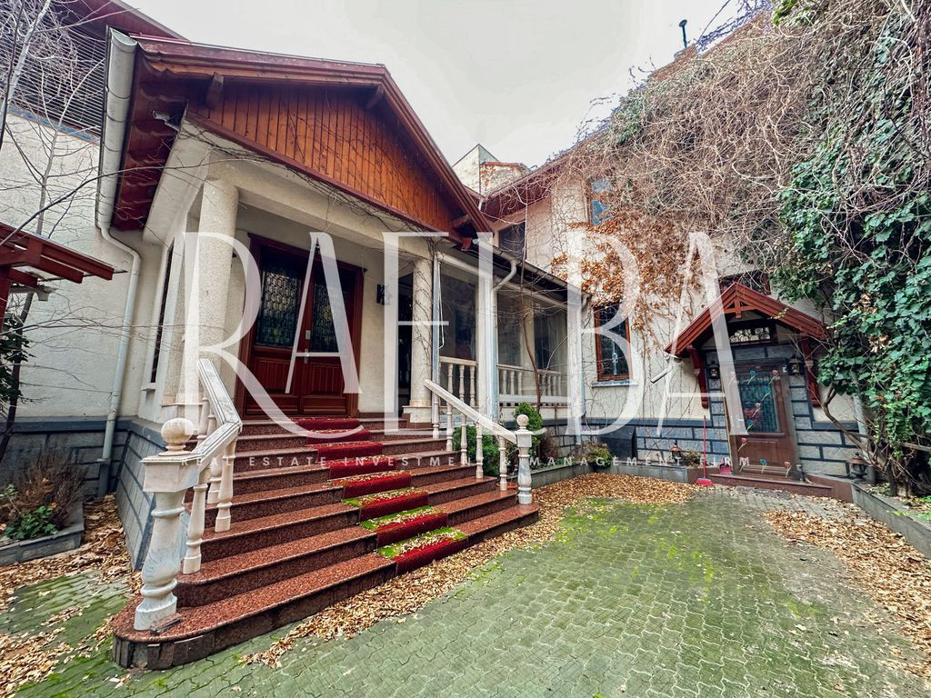 Casa | HoReCa | Curte intima 210mp | Universitate