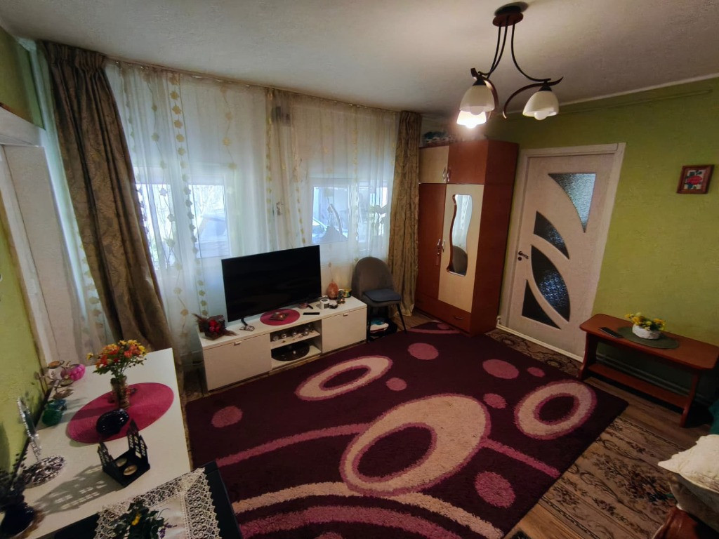 Casă cu 2 camere în Căpeni, loc. Baraolt, jud. Covasna