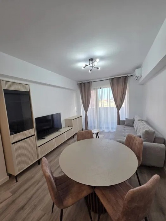 Inchiriez apartament 3 camere nou, Prima Urbana 3