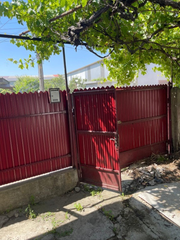 Proprietar - Vand casa ultracentrala Tecuci, judetul Galati