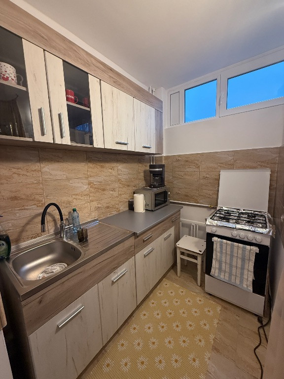 Garsoniera de vanzare, 28 mp, zona Piața Cipariu