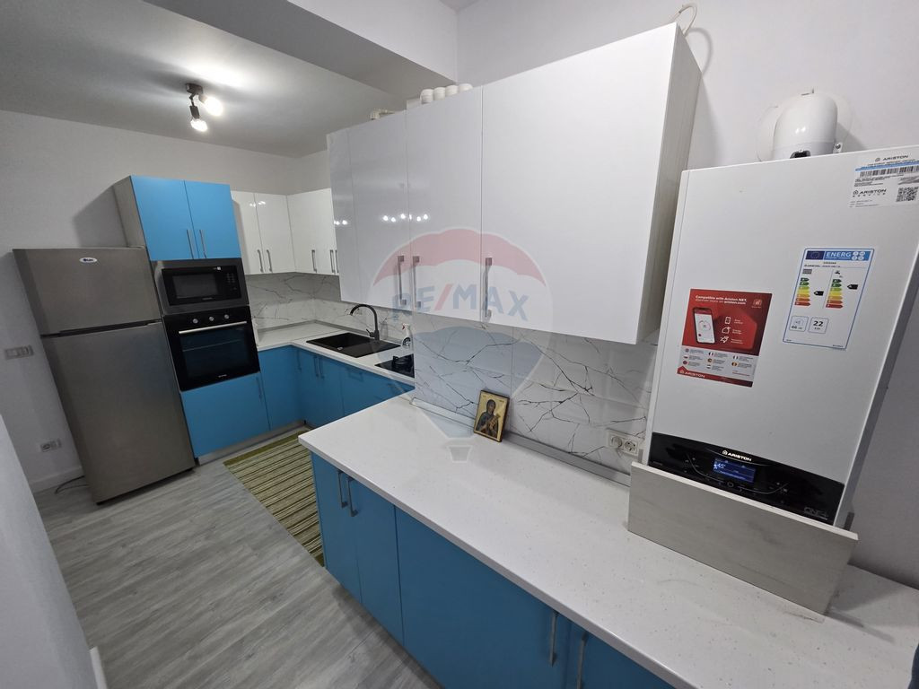 Apartament cu 3 camere 100 mp