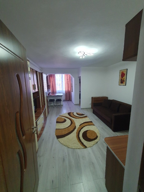 Garsonieră de închiriat Astra