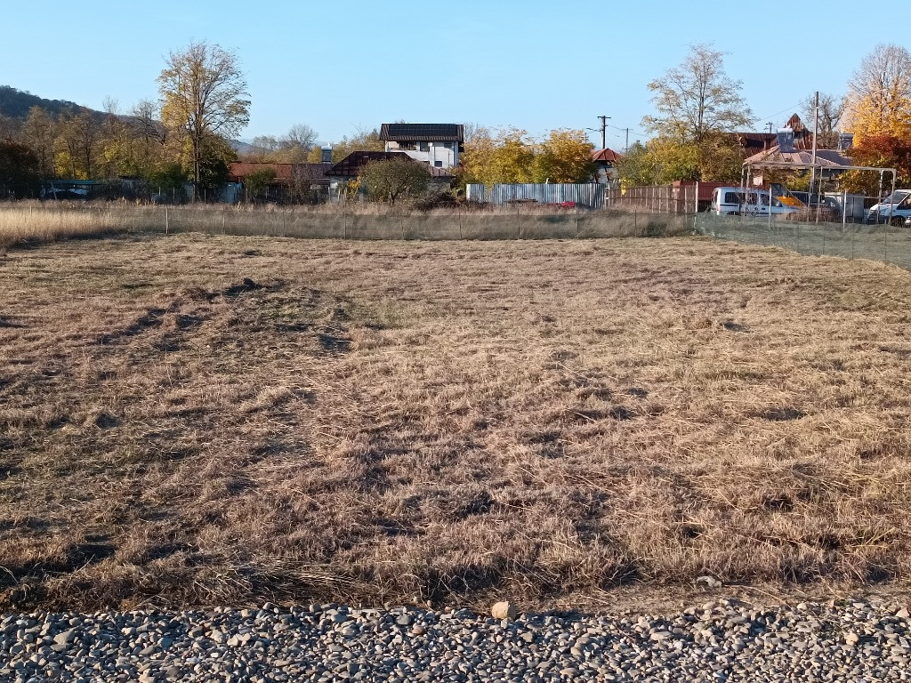 Teren intravilan 725mp deal - munte