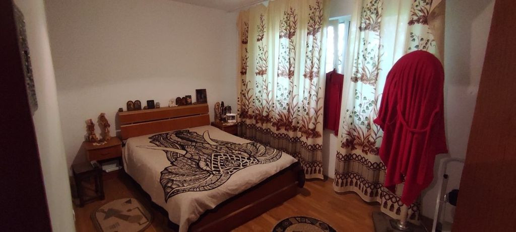 Apartament 3 camere - Covasna, Berceni, sector 4