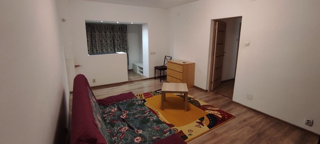 De inchiriat 2 camere - Oltenitei - Piata Sudului