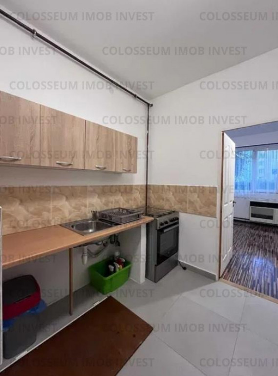 Garsoniera semidecomandat - zona Uzina 2