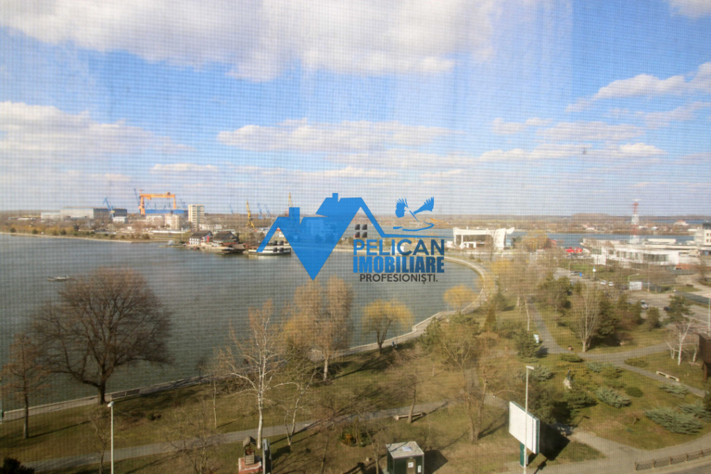 Pelican, 2 camere, decomandat, ETAJ 2