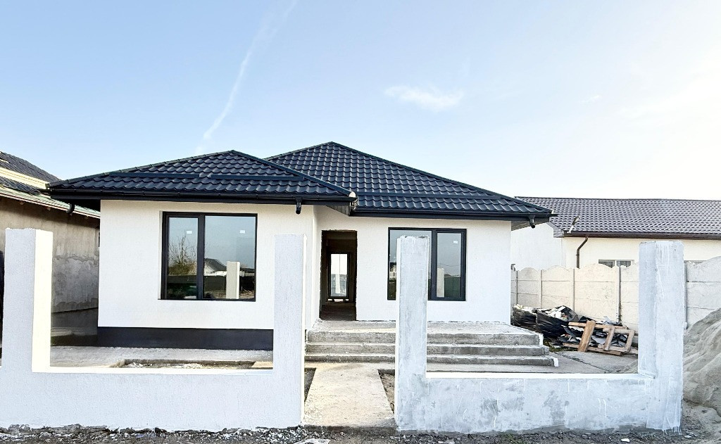 Casa individuala | P+Pod | 3 camere | 2 bai | Incalzire in pardoseala