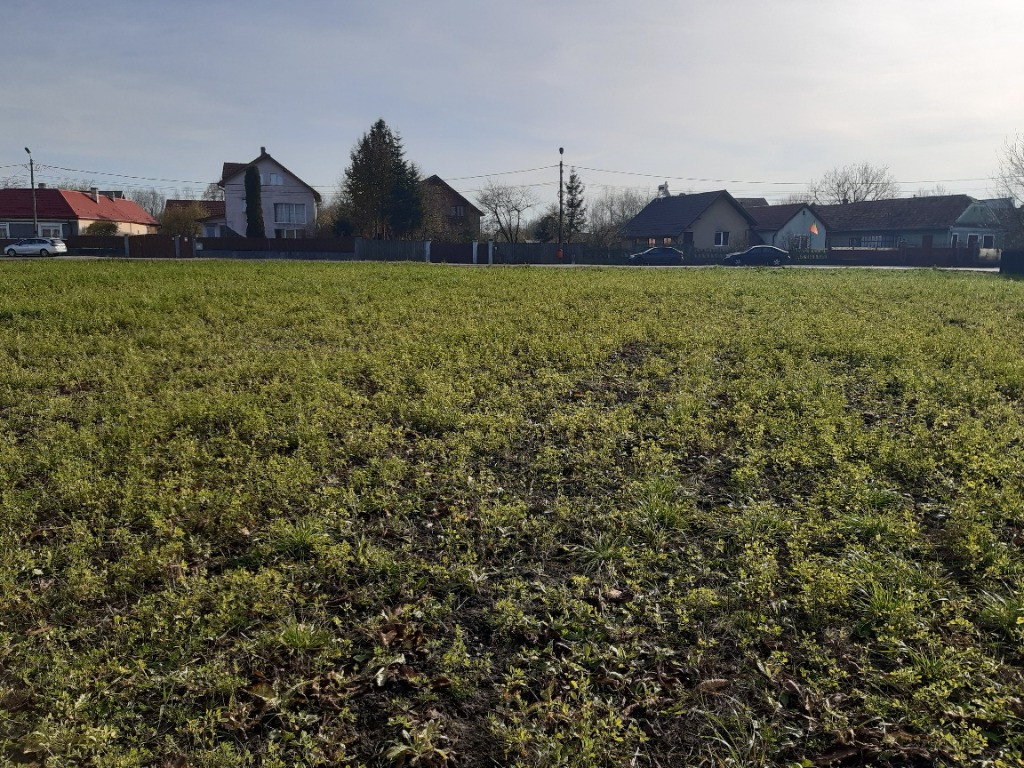 Teren intravilan construibil bine pozitionat,Lunca Calnicului 2325mp