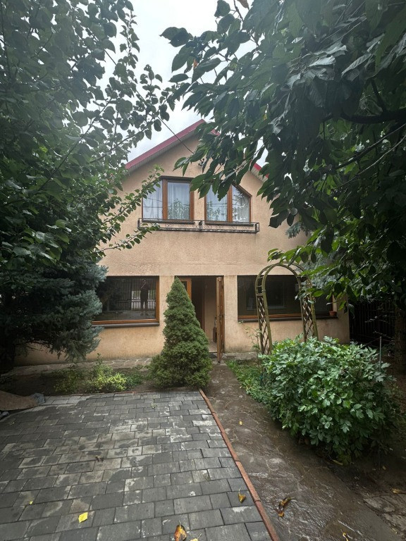 Casa Lunca Cetatuii, Iasi, P+M, pret neg.