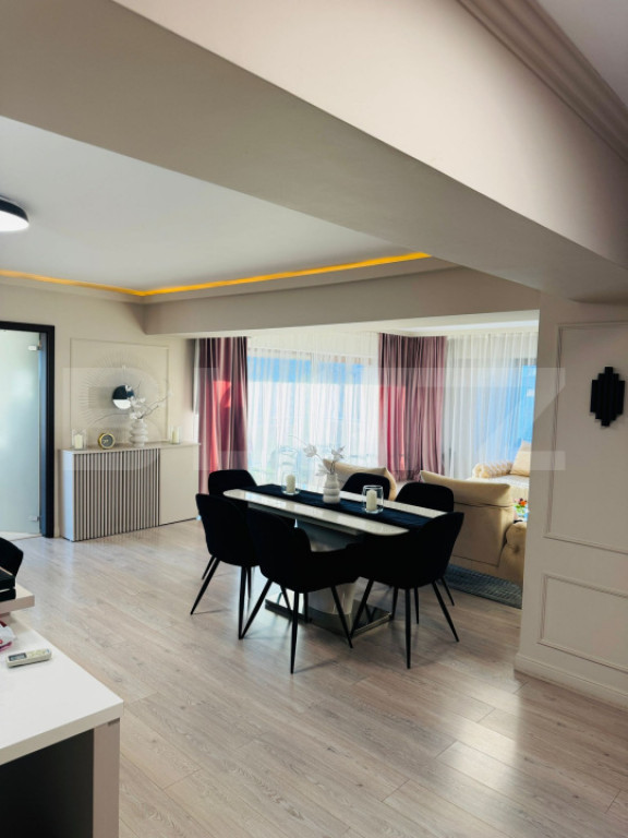 Apartament tip penthouse, 128 mp, zona Palas