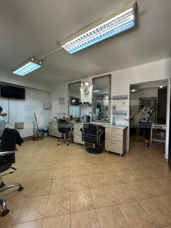 Cameră de închiriat, 17,94mp – Salon de înfrumusețare