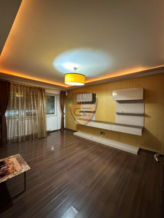 3 camere, lux, zona DACIA - Bd. Lapusneanu, balcon, 67 mp, g